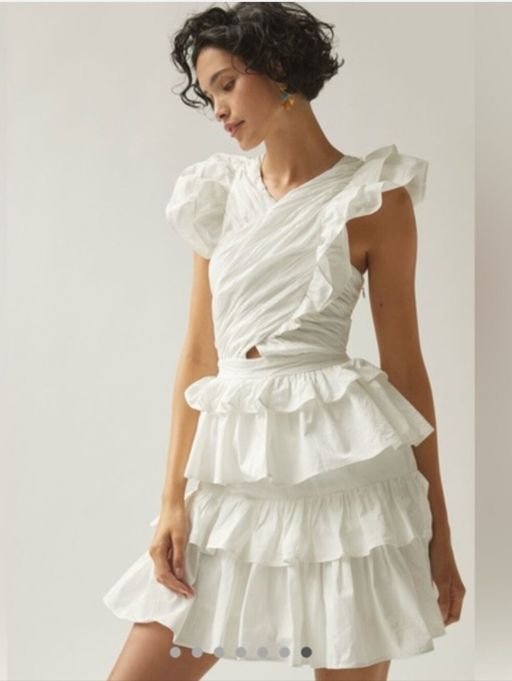Love The Label Dress Sz Xs White Rouching